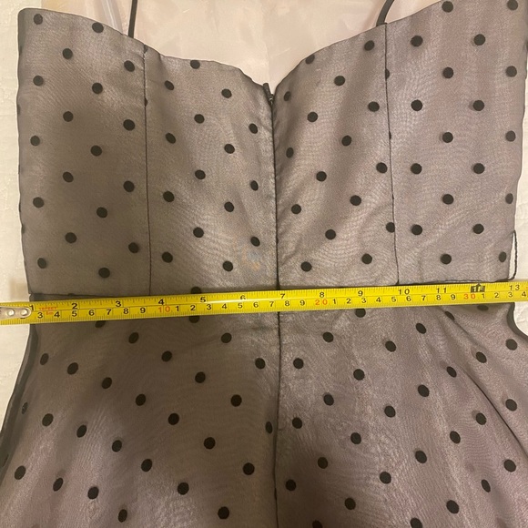 1950s hoopskirt polka dot dress - Picture 2 of 6